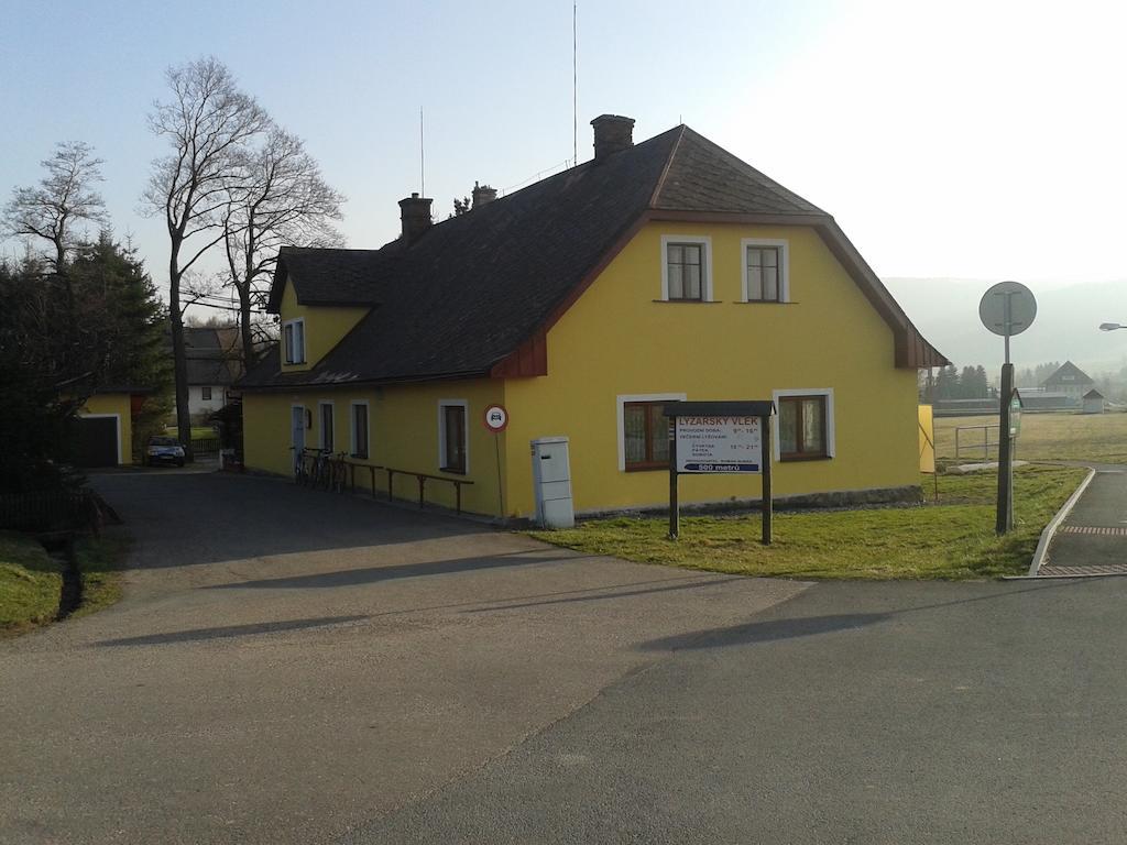 Hostinec U Valentu Cervena Voda Exterior photo