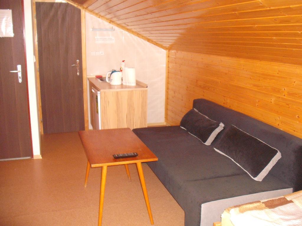 Hostinec U Valentu Cervena Voda Exterior photo